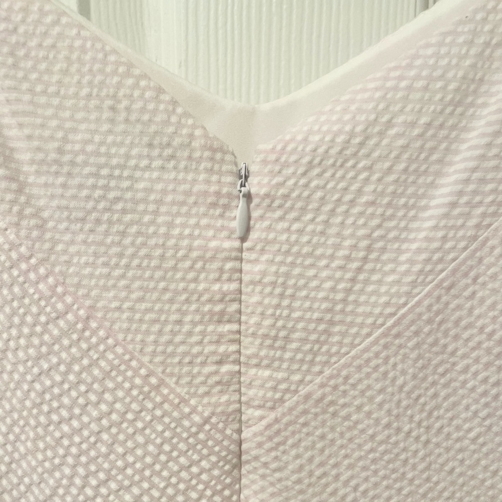 Ann Taylor pink & white seersucker summer dress - Picture 14 of 14